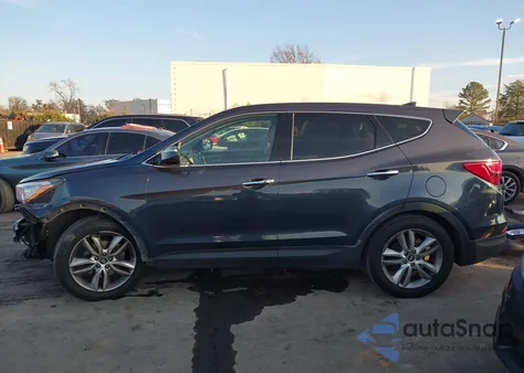 2013 Hyundai Santa Fe Sport 2.0T z USA, uszkodzony, nr VIN 5XYZW3LA2DG083653